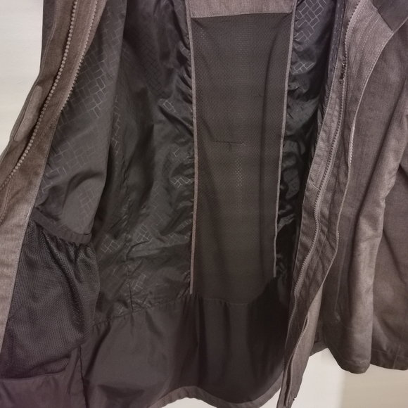 ❌ SOLD on FB ❌Columbia Women's 3 in 1 Ski Jacket Size Large - Picture 4 of 10
